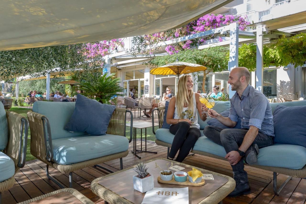 Hotel Baia Azzurra - Lake Front Torbole Sul Garda Εξωτερικό φωτογραφία